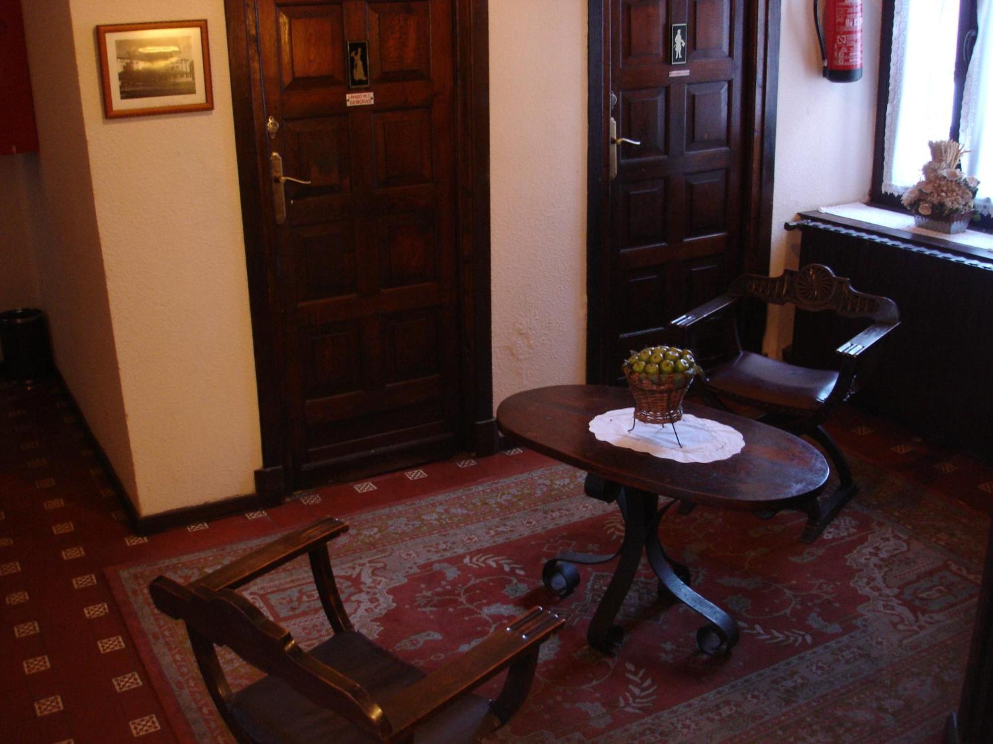Hostal Ayestaran II Lekunberri Esterno foto