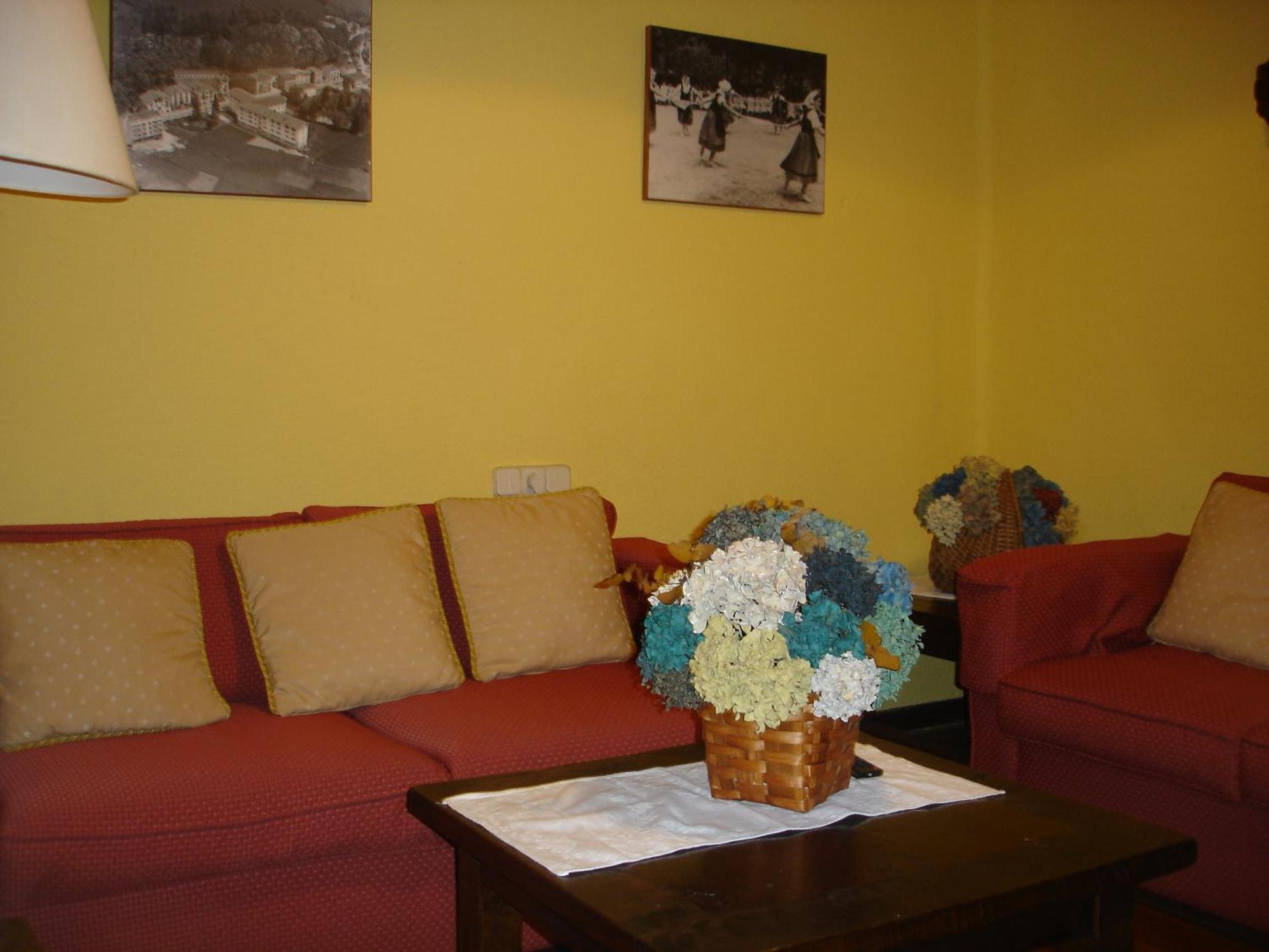 Hostal Ayestaran II Lekunberri Esterno foto