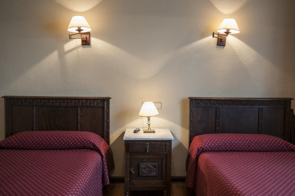 Hostal Ayestaran II Lekunberri Esterno foto