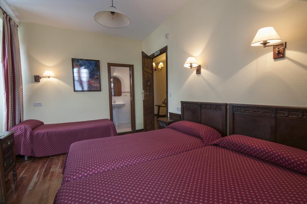Hostal Ayestaran II Lekunberri Esterno foto