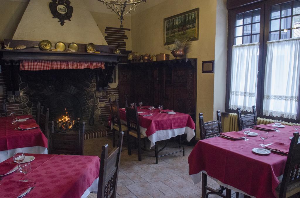 Hostal Ayestaran II Lekunberri Esterno foto
