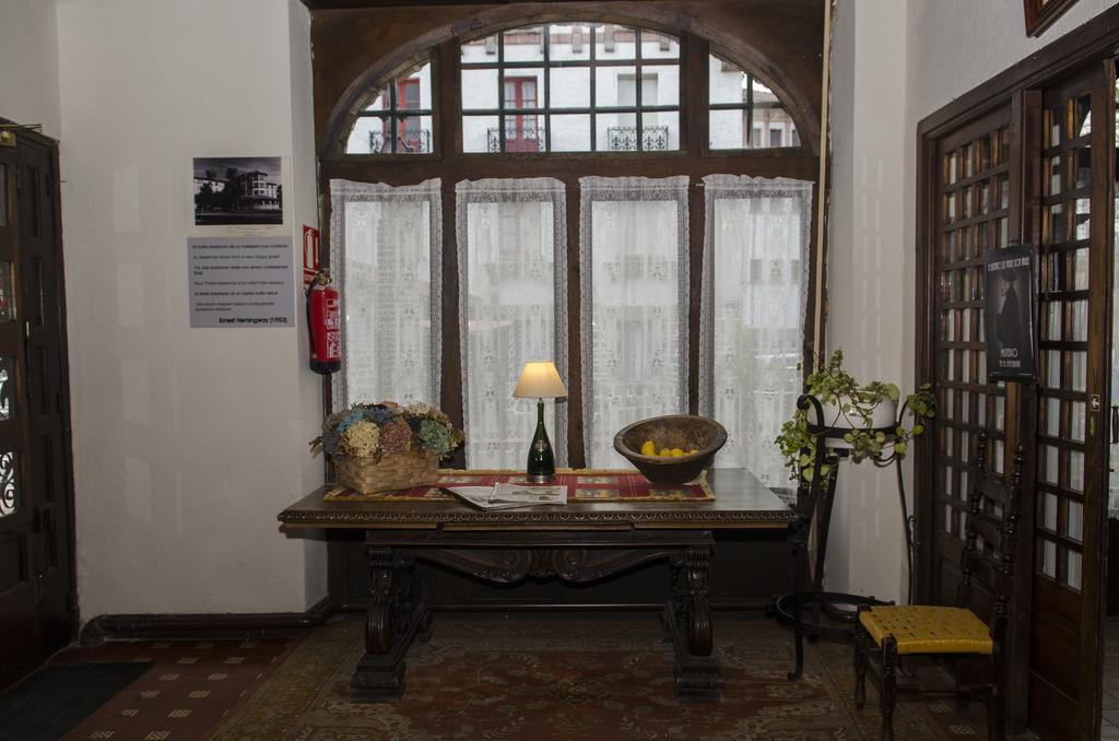 Hostal Ayestaran II Lekunberri Esterno foto