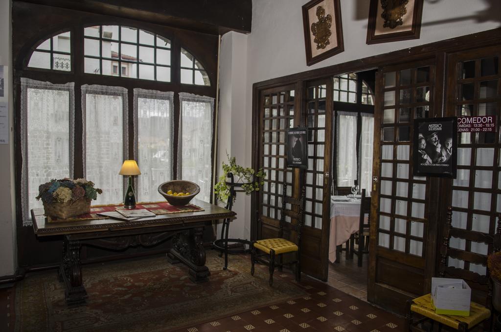 Hostal Ayestaran II Lekunberri Esterno foto